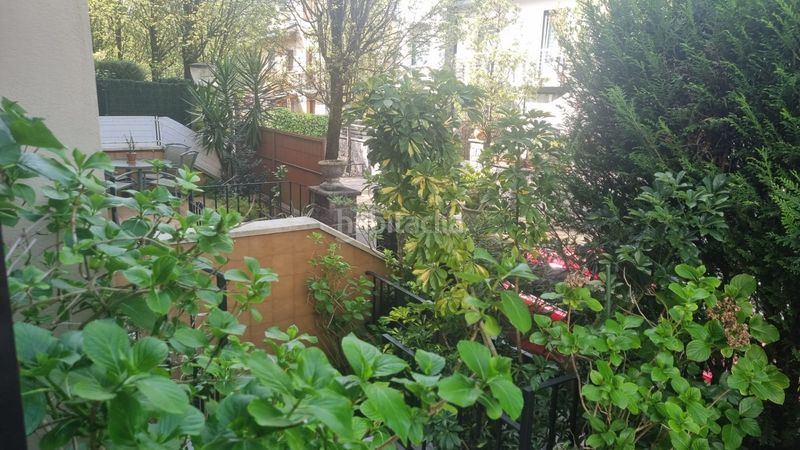 Foto 5025f8ee-ffb8-4d8a-a330-546d7a4c962f. Casa adossada amb xemeneia calefacció aparcament a Irun