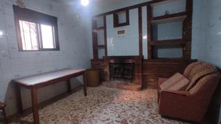 Casa a Carpio (El). Casa para adecuar a tu gusto en el carpio!
