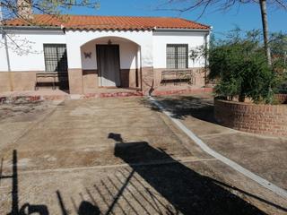 Maison à Montoro. Casa con terreno en montoro!