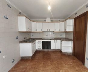 Flat in Carpio (El). Estupendo piso en venta en el carpio!