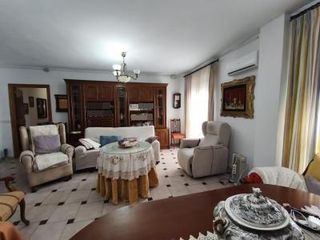 Edificio in Carpio (El)