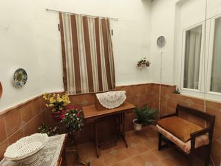 Maison à Carpio (El). Casa acogedora y lista para entrar a vivir en el carpio!