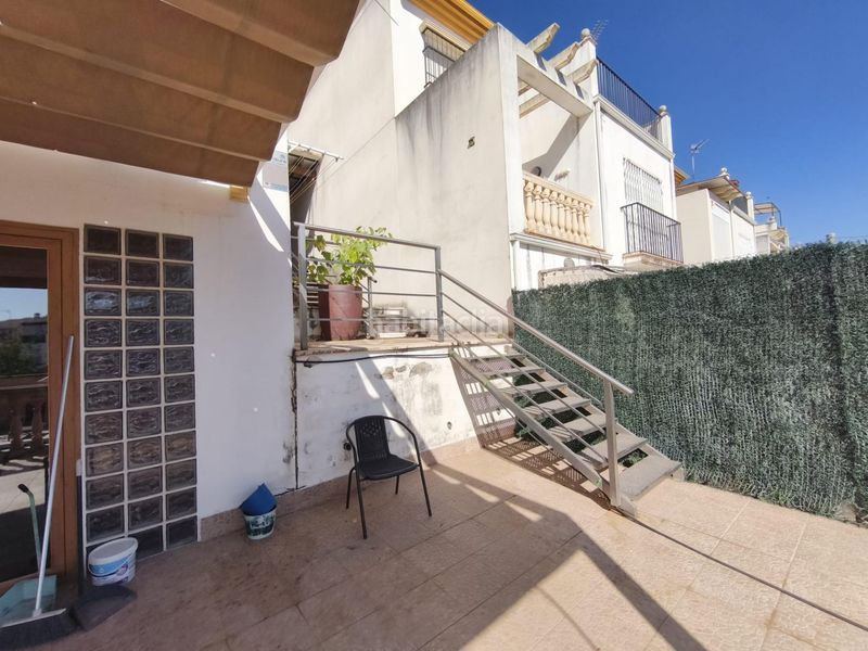 Foto d390e1a5-9367-4aa4-98fd-2aedbf96f6e4. Casa amb aparcament a Alcolea Córdoba