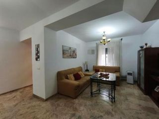 House in Pedro Abad. Vivienda, amplia y con mucha luz en pedro abad!