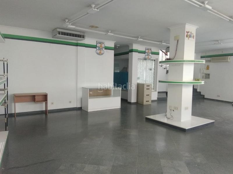 Foto e0864603-dc1a-45a2-8560-34404ab1d348. Geschäftsraum in Carpio (El)