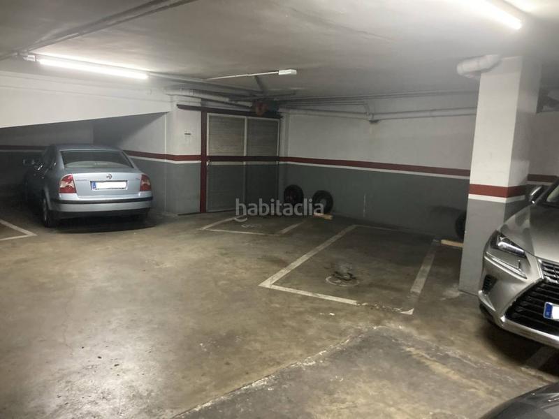 Foto 3cc7aaa2-3be8-4bac-975d-3de88b19a423. Autoparkplatz in Eixample Nord Girona