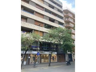 Aparcament cotxe a Eixample Nord. Parking en venta en el centre