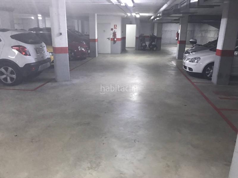 Foto 2d0b7fa8-736f-4801-ada9-593d51f4a3da. Miete autoparkplatz in Eixample Sud-Migdia Girona