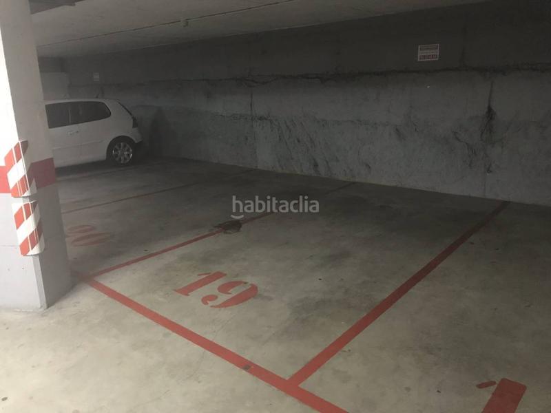 Foto 96c5a1f0-8d7a-441a-86de-7d38616c0395. Miete autoparkplatz in Eixample Sud-Migdia Girona