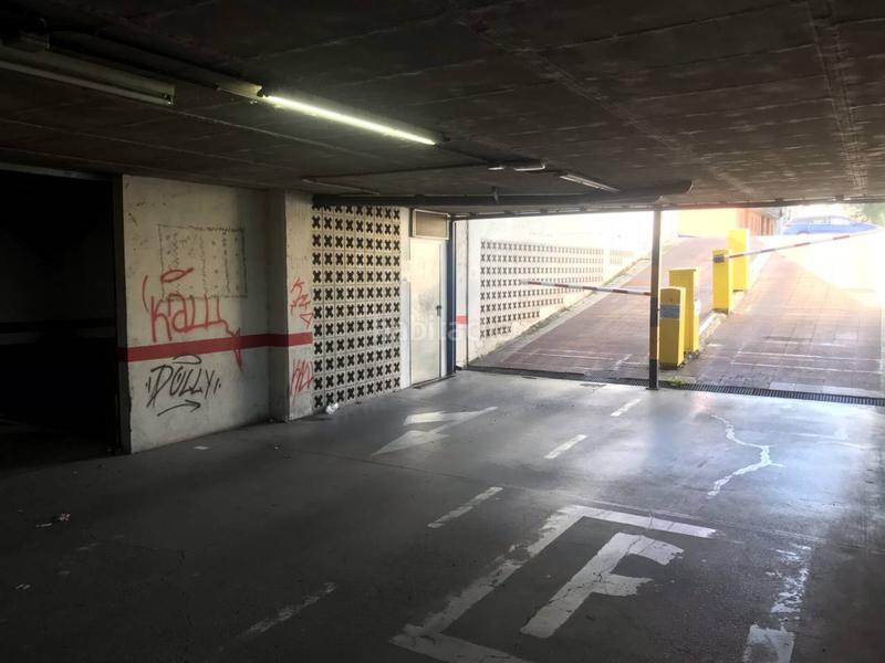 Foto c3fe395b-e581-4ed3-b52c-502816ae663e. Parking coche en venta en santa eugènia en Santa Eugenia Girona