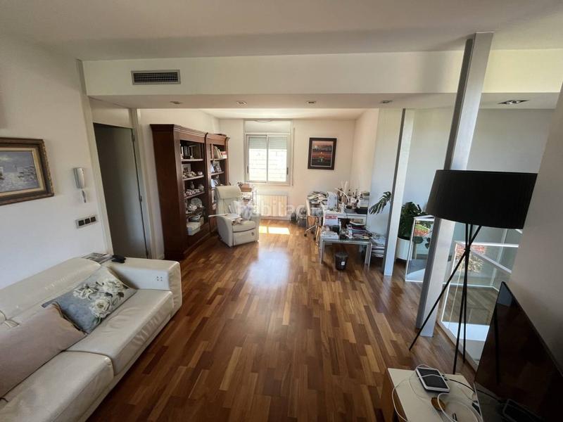 Foto 7f535f7b-32b8-445d-9161-a669c2ad7d72. Casa con riscaldamento parcheggio piscina in Palau Girona