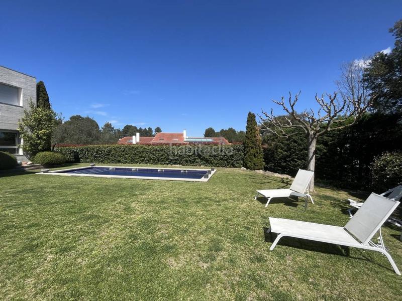 Foto 9ccb6e42-55de-4e71-acb5-e96d74646ecf. Casa con riscaldamento parcheggio piscina in Palau Girona