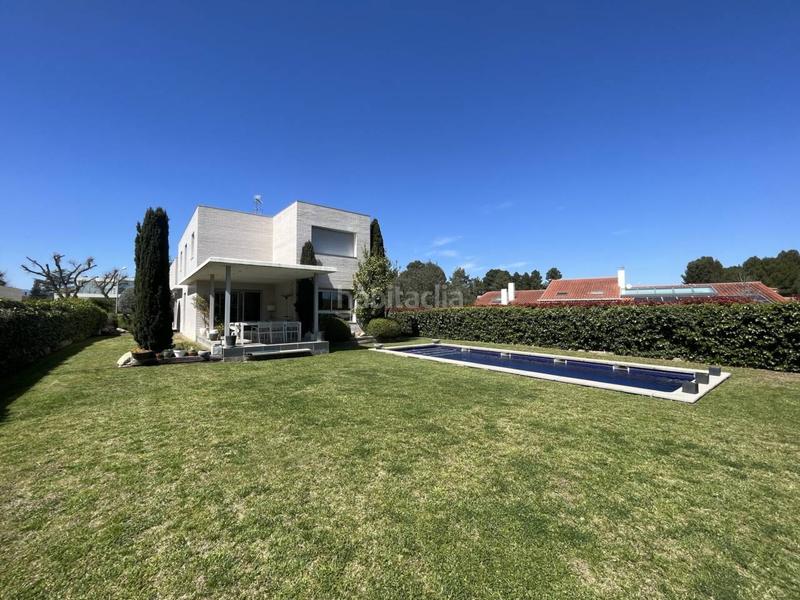 Foto bf70484b-907b-423b-ac77-1ef1890ade04. Casa con riscaldamento parcheggio piscina in Palau Girona