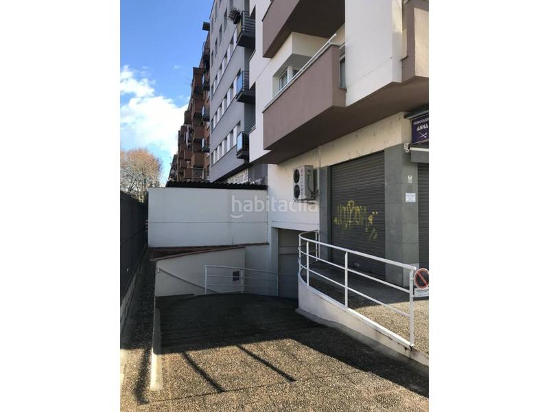 Foto 3d340815-a676-4ebb-9253-65077f527450. Affitto posto auto in La Devesa Girona