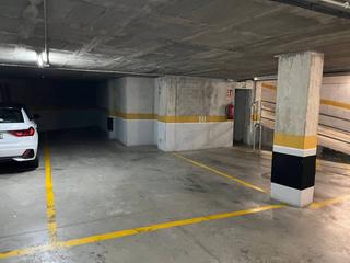 Aparcament cotxe  Riu güell. Venta de plaza de aparcamiento zona devesa  girona
