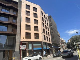 Lloguer Oficina  Calle barcelona. Despacho  en alquiler en eixamplecentre17002