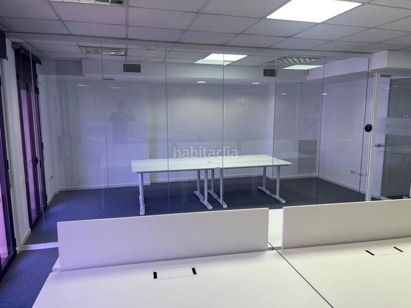 Foto 0bc957a6-60d3-45e6-877f-67422a222940. Location bureau dans Eixample Nord Girona