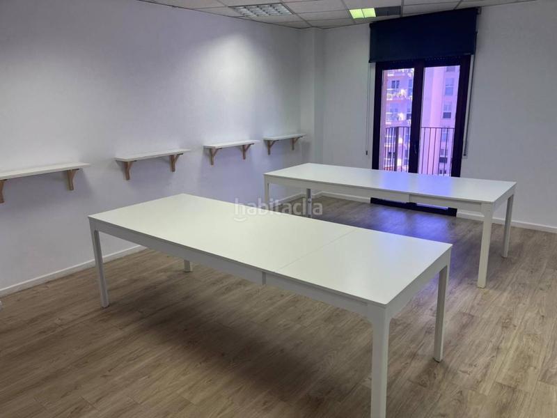 Foto 1f6d5835-3237-4a97-8313-f01fdb1d5604. Location bureau dans Eixample Nord Girona
