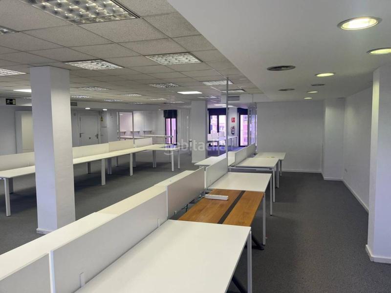 Foto 7060395e-6717-4817-bf61-9b30f3786adb. Location bureau dans Eixample Nord Girona