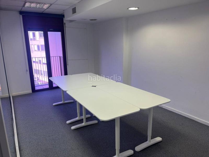 Foto eaff93e8-3151-4260-843b-f410dde694ee. Location bureau dans Eixample Nord Girona