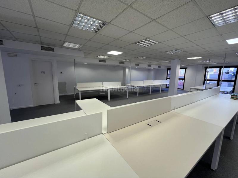 Foto 27dbfe4e-d188-4006-9753-7b76ddf7e699. Location bureau dans Eixample Nord Girona