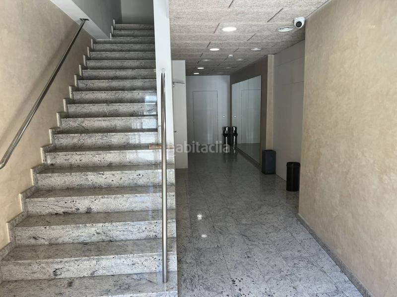 Foto 4c200c68-9d51-4338-b935-f9c59b6241f9. Location bureau dans Eixample Nord Girona