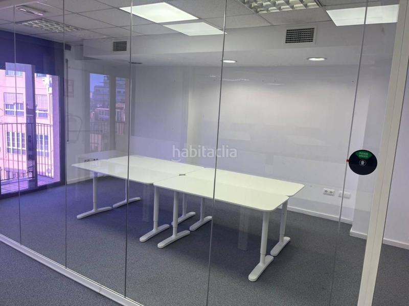 Foto acd4d147-87ab-4ffe-85fb-5d38540c3e81. Location bureau dans Eixample Nord Girona