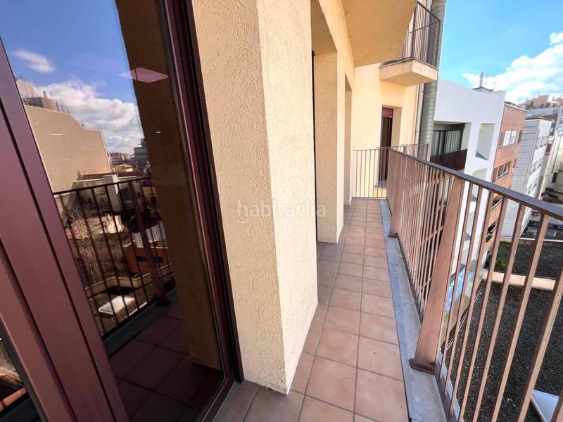 Foto 9fa11517-8c84-414a-acc6-b66b4cf0b96d. Miete büro in Eixample Nord Girona