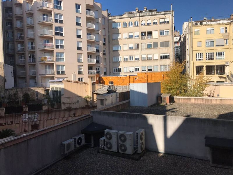 Foto 21cf0287-8d4e-490f-b34a-56febe8996b6. Miete büro in Eixample Nord Girona