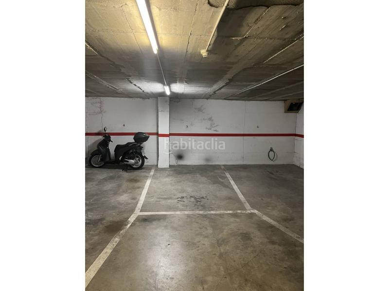 Foto 5a86259d-6352-484f-a4e5-a6d5c97c6087. Affitto posto auto in La Devesa Girona