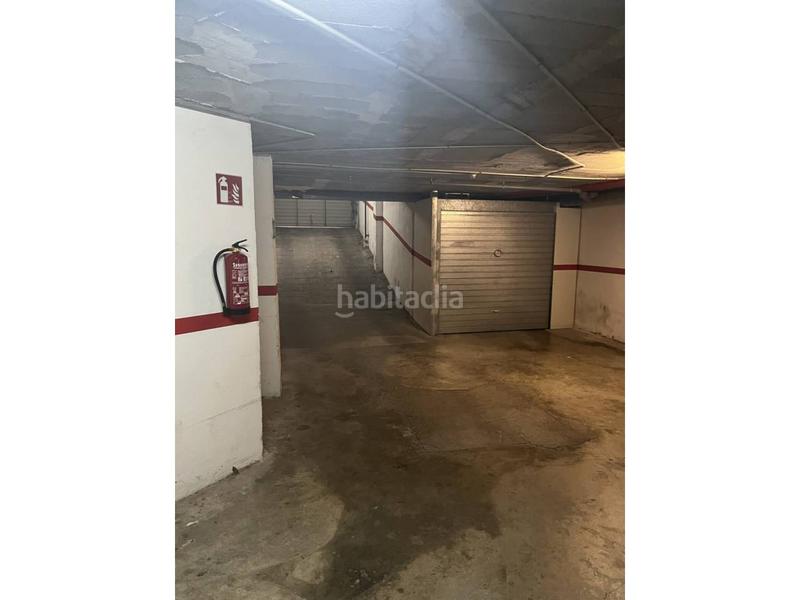 Foto 0a70d412-187b-4658-aa35-bbb08eafb7c5. Location parking voiture dans La Devesa Girona