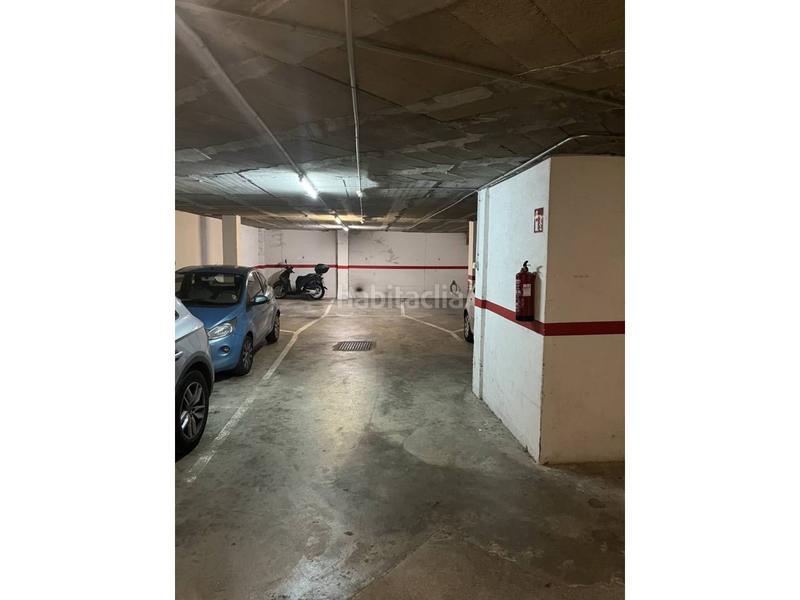 Foto f871e726-59d0-4fcd-8280-c33038442041. Location parking voiture dans La Devesa Girona