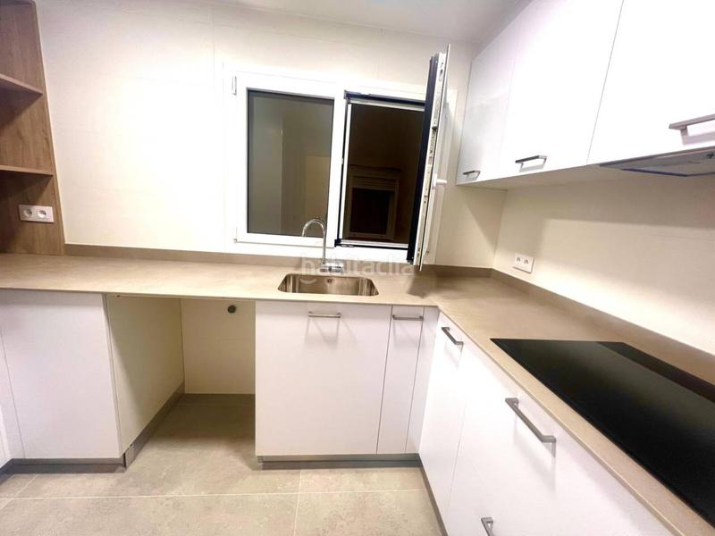 Foto 529043b9-6e3c-4ca9-8ae8-a24ebe20bb8d. Piso  en venta en barri vell17007 en Pont Major - Pedret - Campdorà Girona