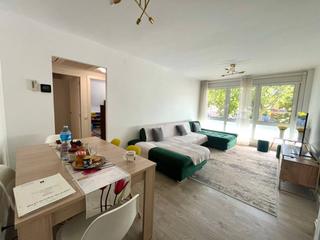 Appartement  Tomás baraut. Piso reformado y luminoso con vistas a zona verdae