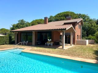 Casa  Francesc maci. Casa en venta en fornells de la selva
