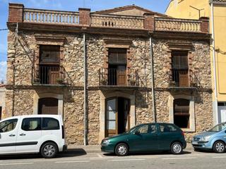 Maison  Girona. Oportunidad de inversión en quart  casa señorial de piedra, idea