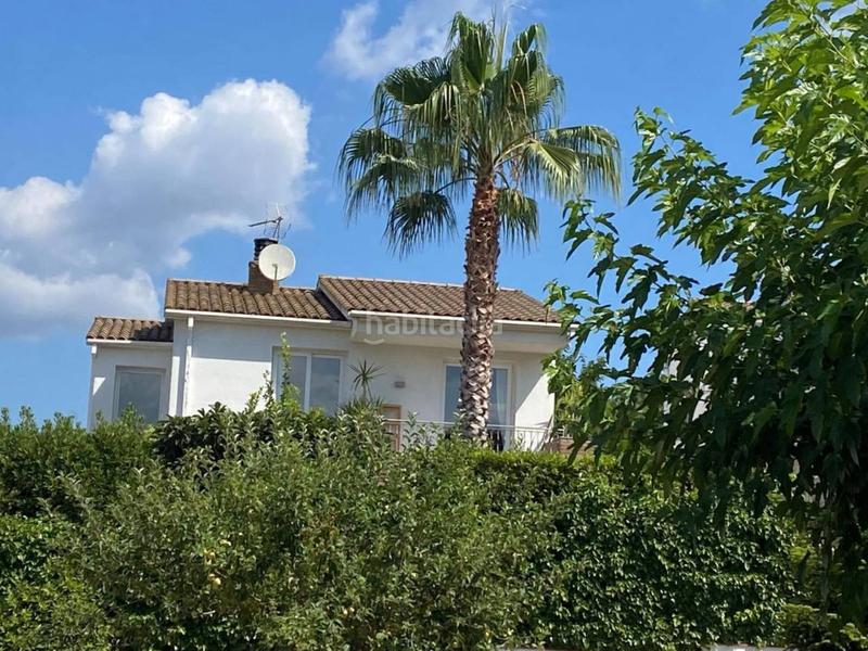 Foto 0d128d7a-e41e-4e9a-a8b4-a0821be35fbb. Casa amb calefacció aparcament a Montilivi Girona