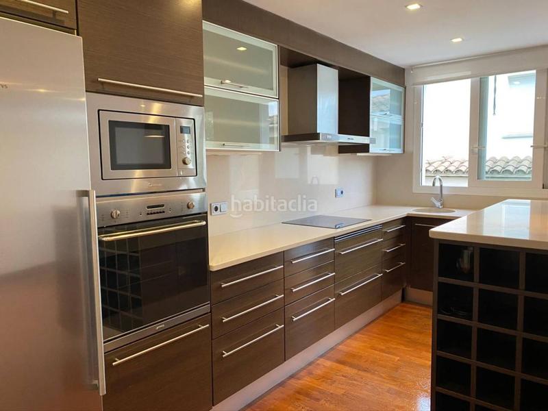 Foto 4961ed95-c347-405a-b204-4a177e19ef30. Casa amb calefacció aparcament a Montilivi Girona