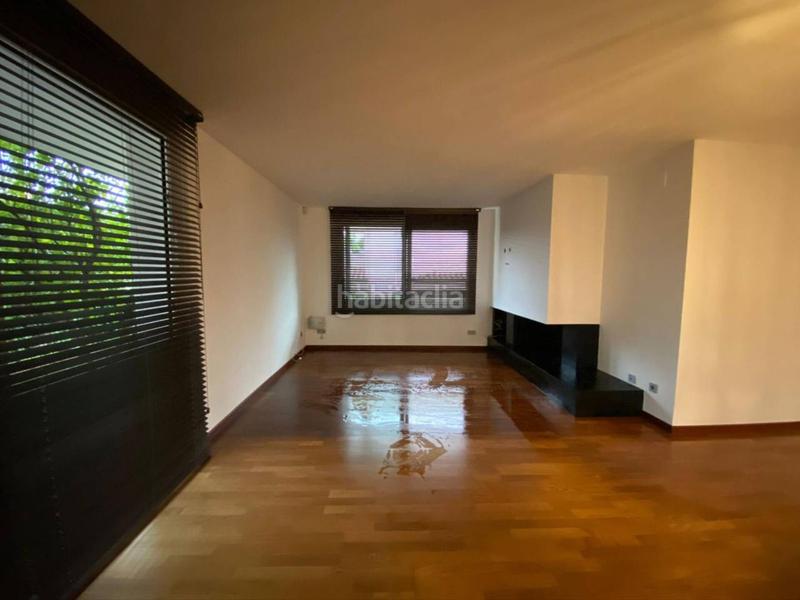 Foto 4bc81933-0dc0-4317-a6ca-9fca8cbd986b. Casa amb calefacció aparcament a Montilivi Girona