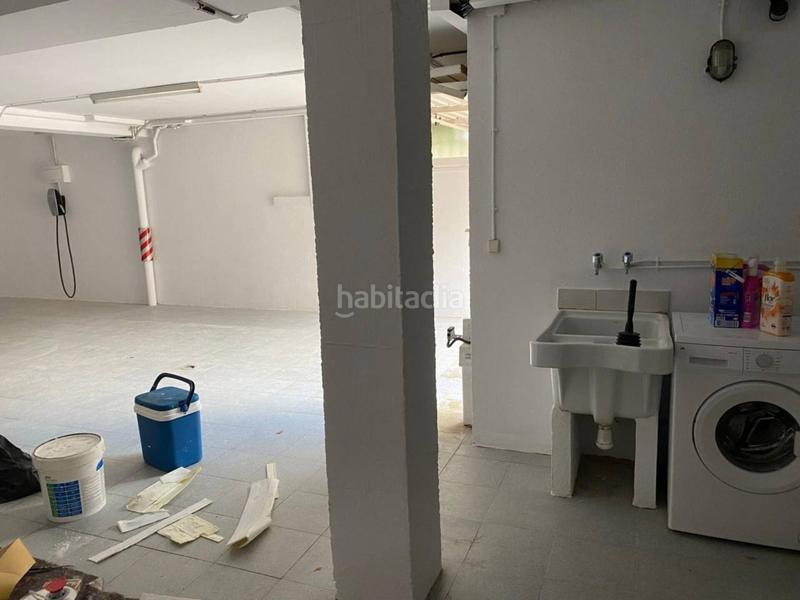 Foto 8bd2e383-998f-4f25-8e43-f2534af39bc8. Casa amb calefacció aparcament a Montilivi Girona