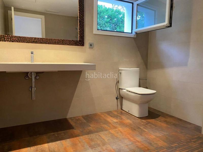 Foto 9e8d69eb-71dc-4a72-b66f-87141cc2a415. Casa amb calefacció aparcament a Montilivi Girona