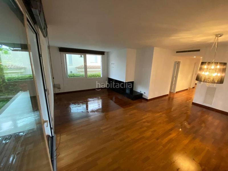 Foto ad652f18-0ac9-4f32-b60c-a33d1e798e0e. Casa amb calefacció aparcament a Montilivi Girona