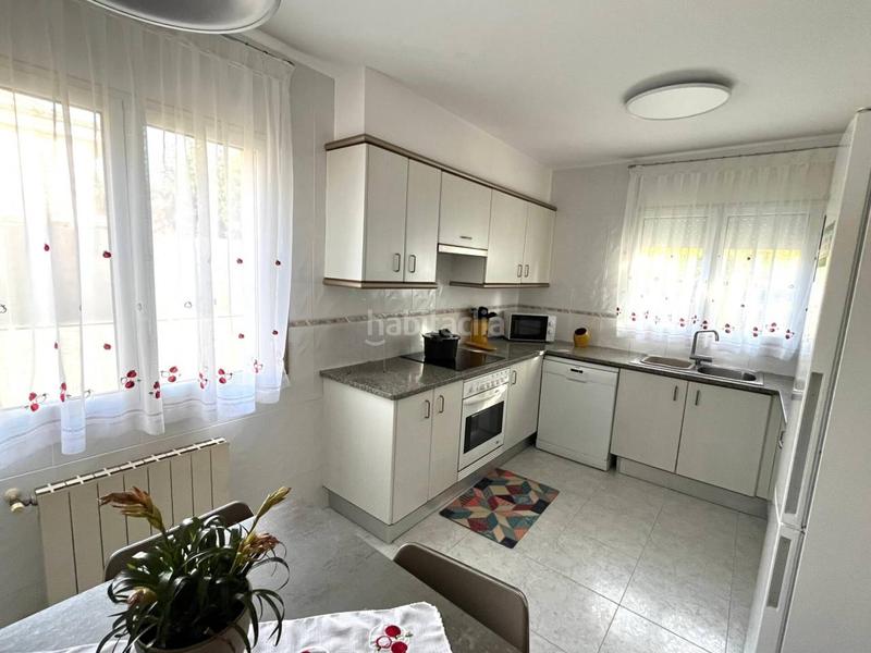 Foto 6d4f4044-b3ee-4f0c-8ed4-62dc859c320a. Doppelhaus mit heizung parking in Sant Gregori