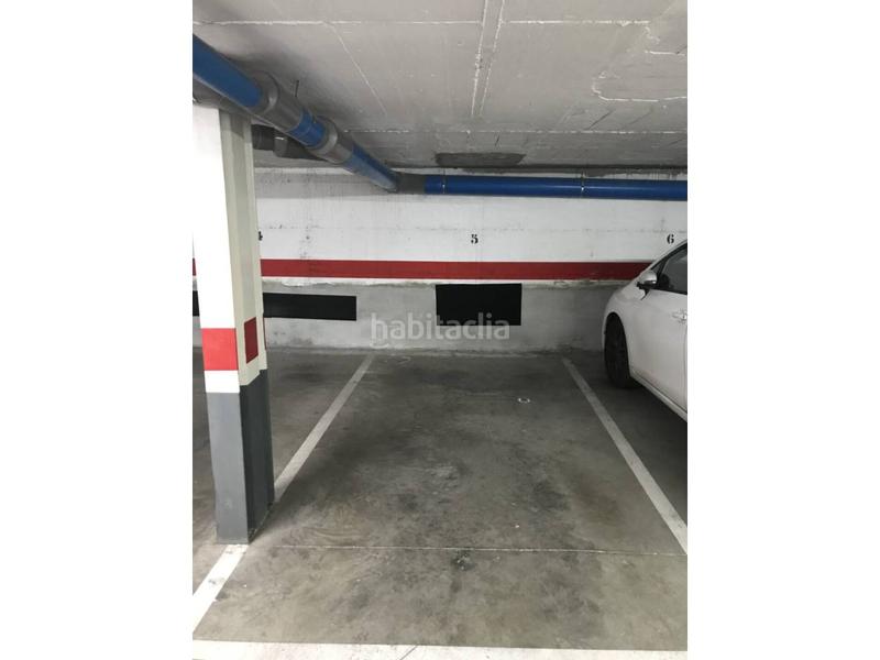 Foto 2362cc7c-b664-45d0-b793-e338bbe6cae4. Alquiler parking coche parking para moto en alquiler en devesa en Girona