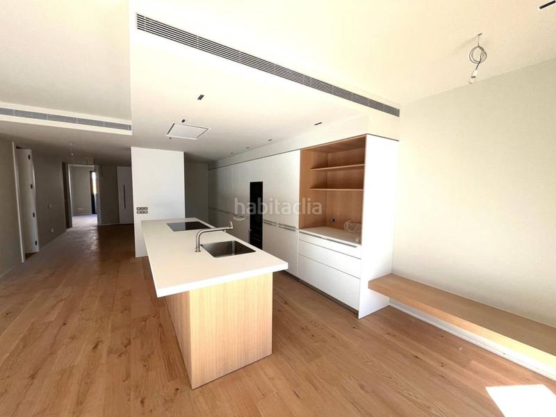 Foto 29095d73-b04a-4929-b5a1-fc99d984809e. Location appartement dans Eixample Nord Girona