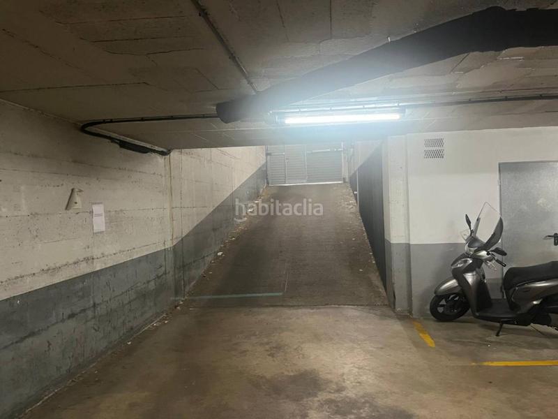 Foto 77e2db4e-2994-46b1-a68a-00d5971cf0ac. Rent car parking in Eixample Sud-Migdia Girona