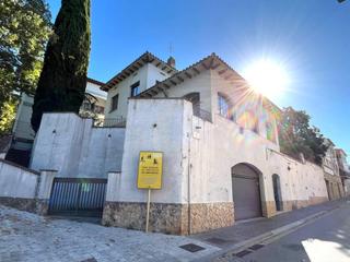 Casa  Sol. Casa en venta en les pedreres