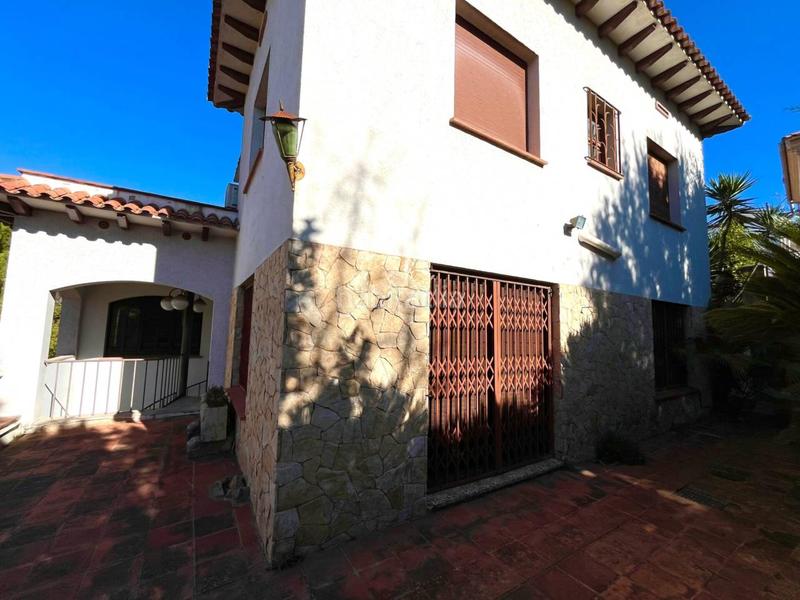 Foto 5aa32327-b140-4974-a92e-8733e6c46445. Casa  en venta en les pedreres en Carme - Vistalegre Girona