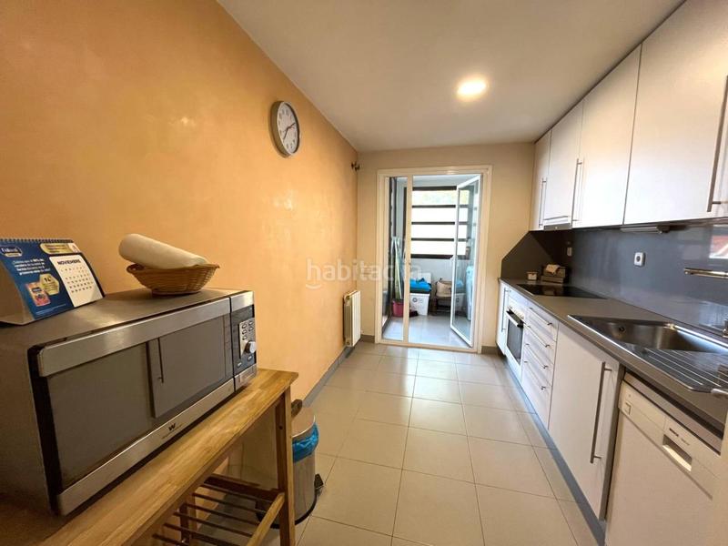 Foto 3219da6e-83f3-4b2b-86ed-076e526f8c29. Location appartement avec chauffage parking piscine dans Girona