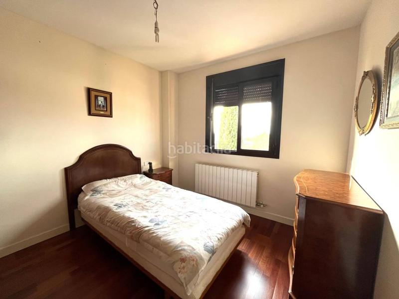Foto 14f4a6c5-da92-4c2b-8513-37af34c55520. Rent flat with heating parking pool in Montjuïc Girona